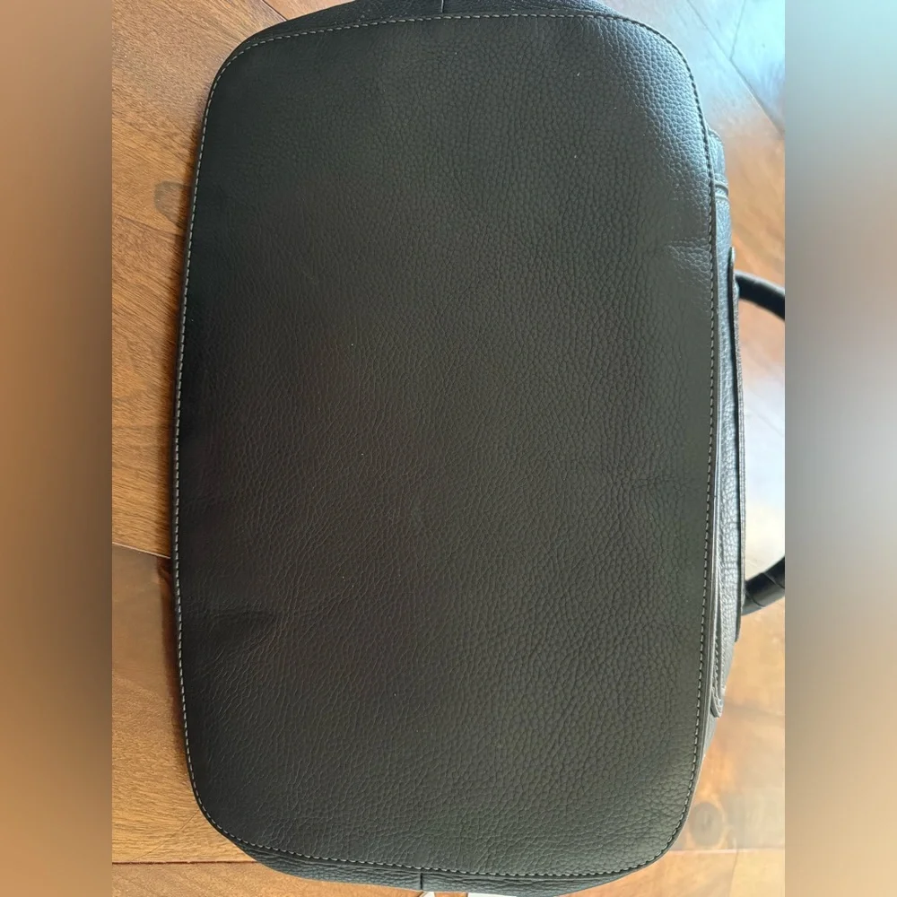 Authentic Chloe Marcie Pebbled Leather Tote - Picture 8 of 13